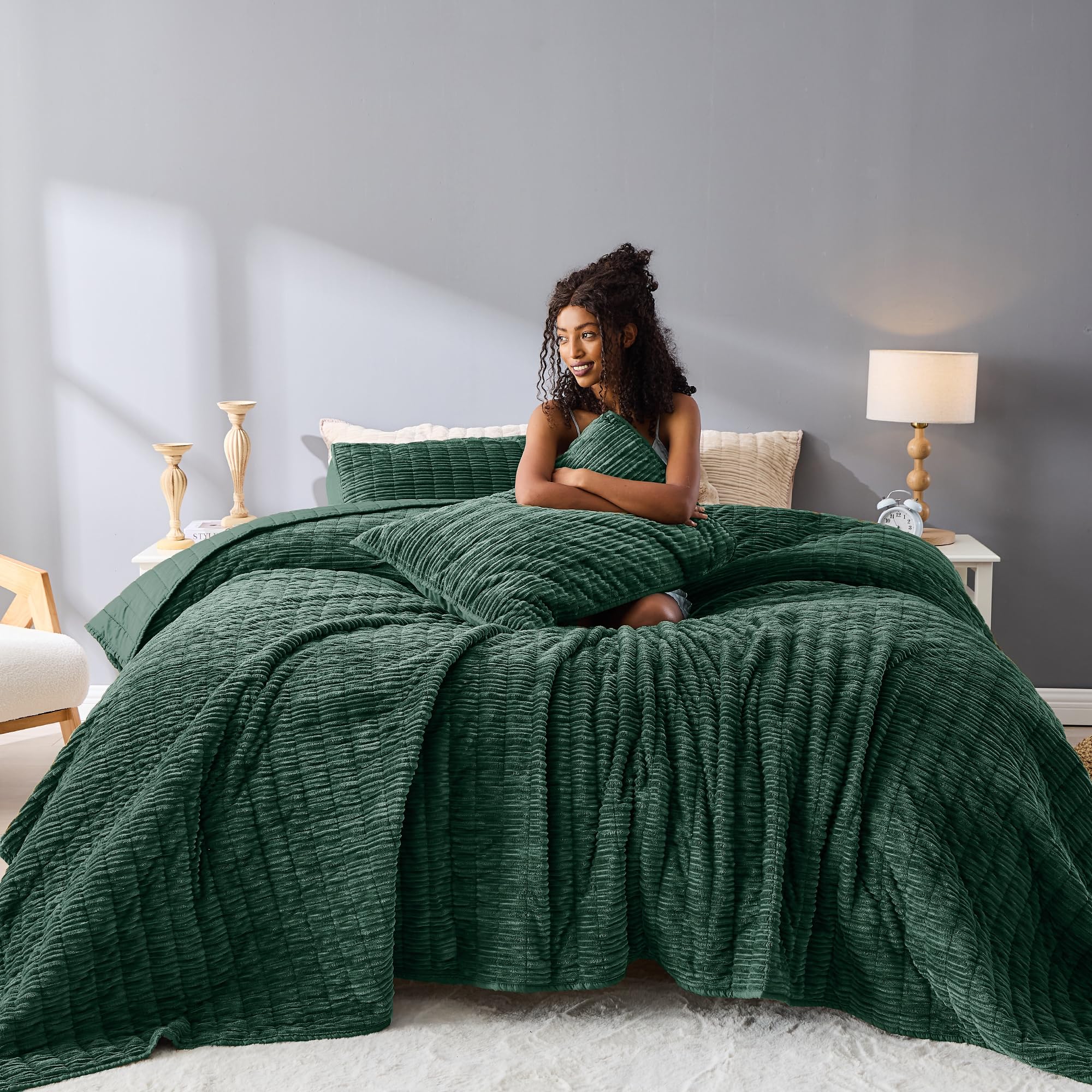 Amazon.com: Wonderful Corduroy Texture Hunter Green Quilt Set